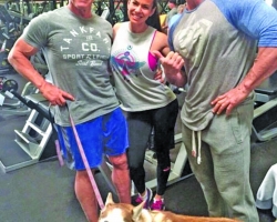 Arnold Schwarzenegger rocks a Seal Beach t-shirt.