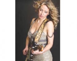 Women rule the main Stage at New Blues Festival IV