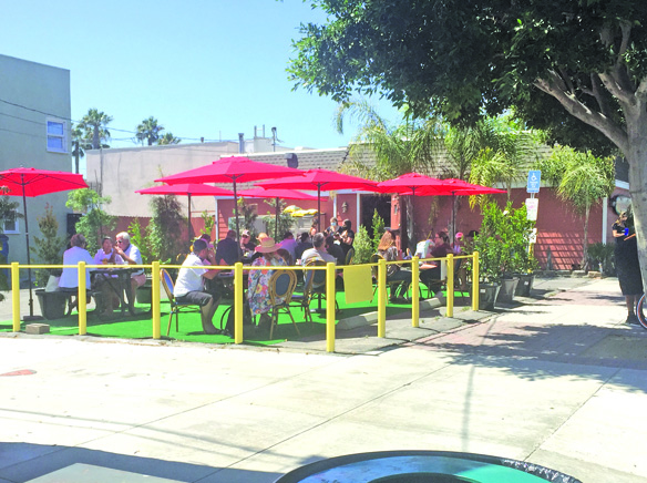 Dining at Hangout.w
