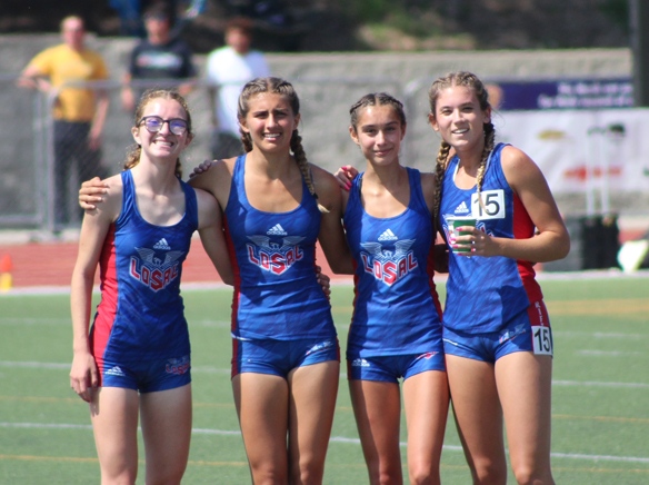 4x800teamW