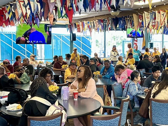 Visually impaired sail with Lions and Yacht Club