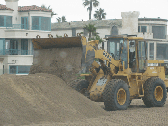 Sunset Beach gets 8-foot berm for winter storm protection