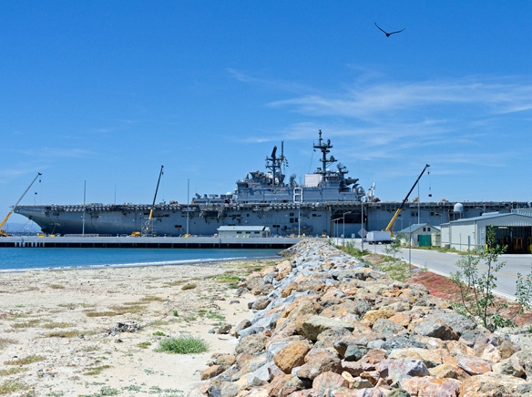 USS Makin Island makes a splash with visit to Seal Beach
